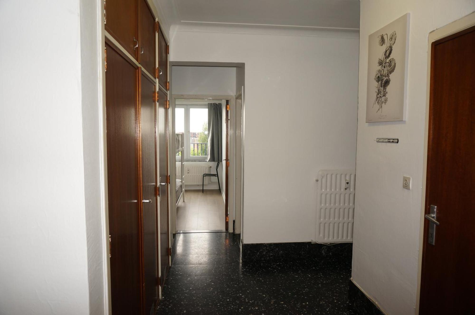 Belga Apartment 3 Bedrooms. アントウェルペン エクステリア 写真